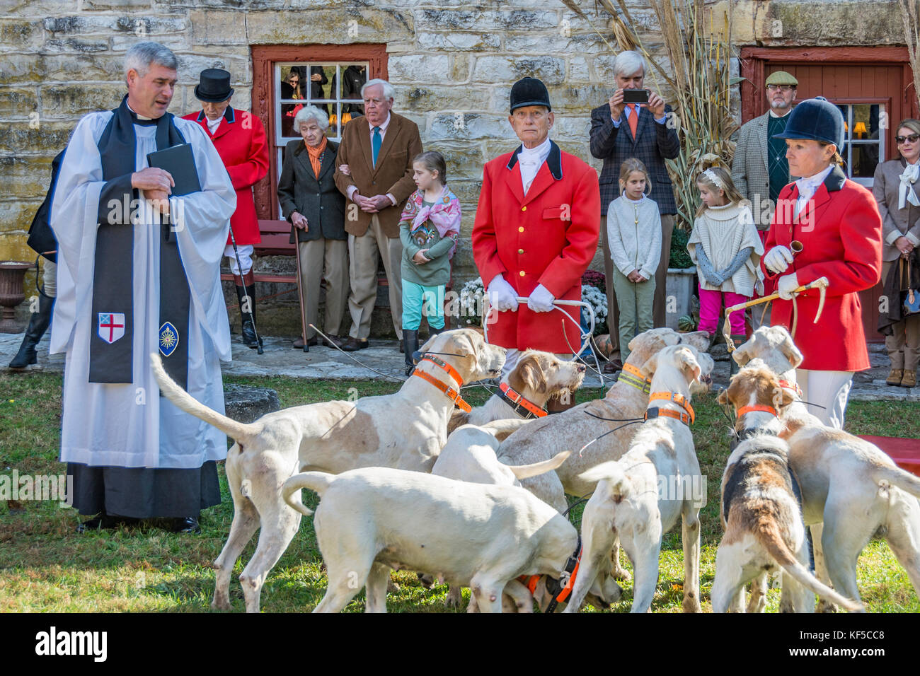 Benedizione annuale dei segugi a The Iroquois Hunt Club in Kentucky, Stati Uniti d'America Foto Stock