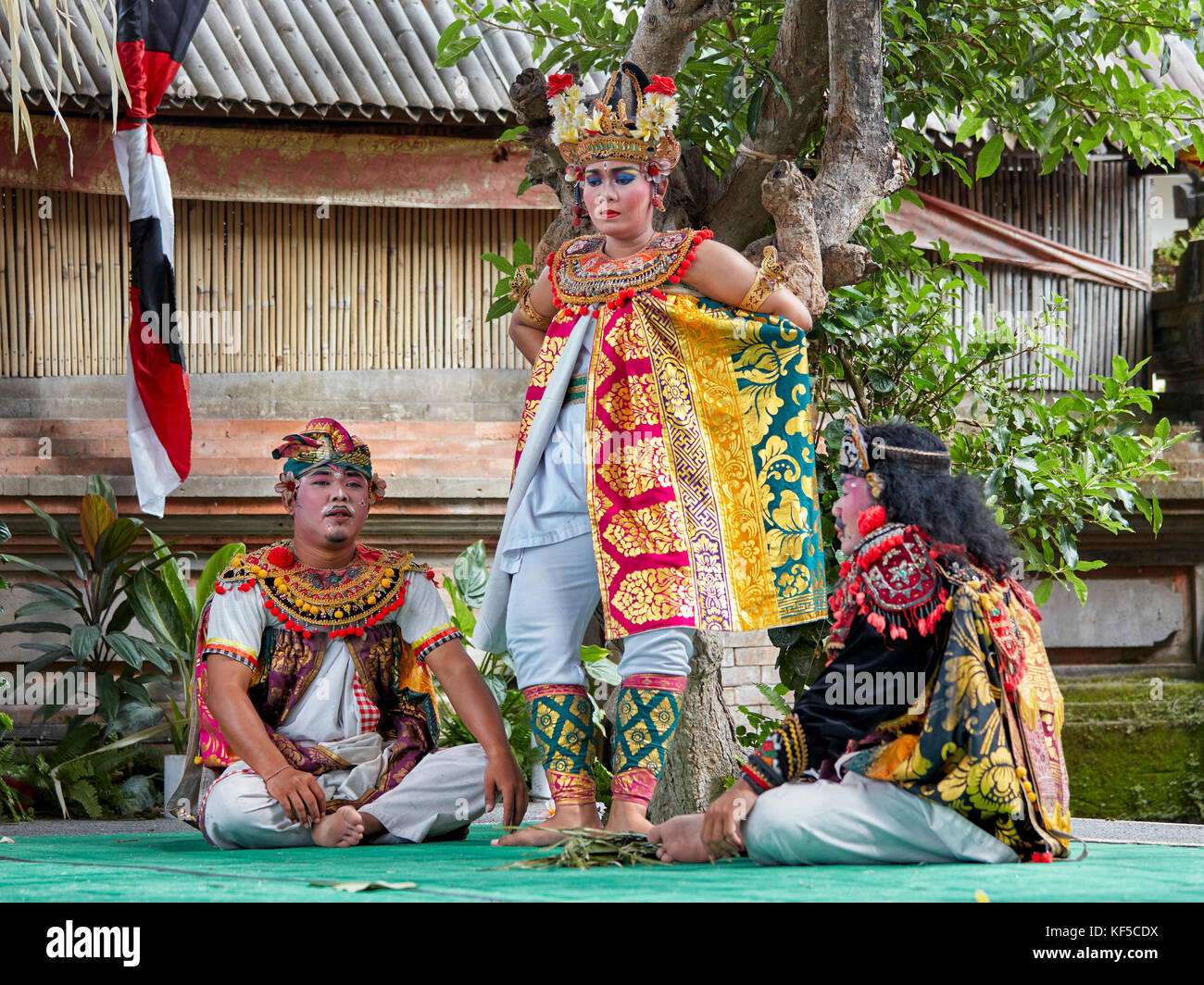 Tradizionale Spettacolo di danza Barong. Villaggio di Batubulan, area di Ubud, Bali, Indonesia. Foto Stock