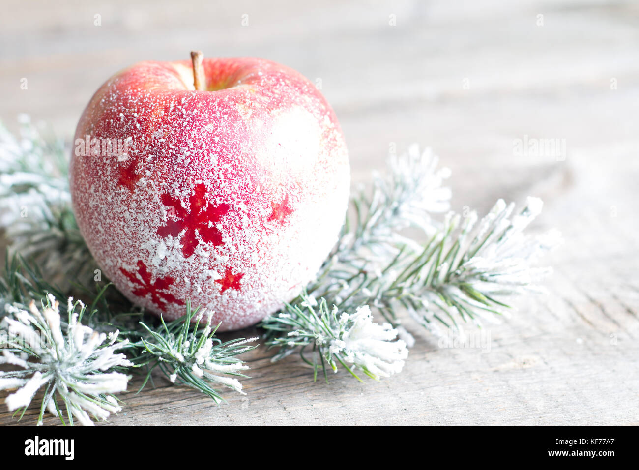 Natale apple innevato con albero astratto concetto di sfondo Foto Stock