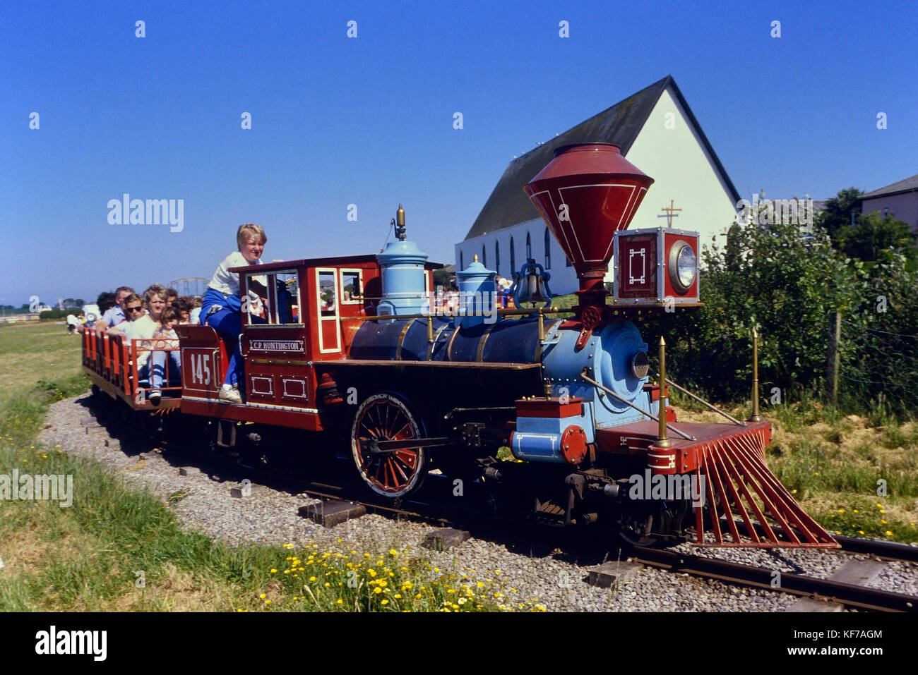Ferrovia in miniatura a Butlins mondo Wonderwest, Ayr, Scozia. Regno Unito. Circa ottanta Foto Stock