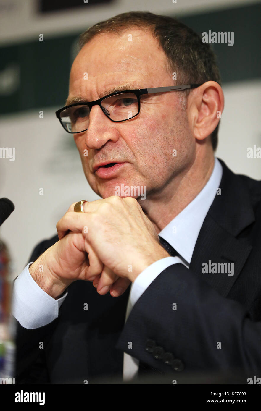 L'allenatore della Repubblica d'Irlanda Martin o'Neill durante l'annuncio della squadra al Three HQ di Dublino. PREMERE ASSOCIAZIONE foto. Data foto: Giovedì 26 ottobre 2017. Guarda la storia della PA SOCCER Republic. Il credito fotografico dovrebbe essere: Brian Lawless/PA Wire. RESTRIZIONI: Solo per uso editoriale. Nessun uso commerciale. Foto Stock