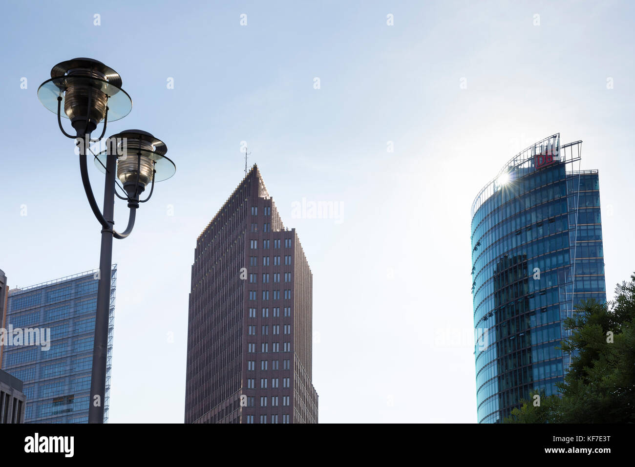 Kollhoff-tower e bahntower, Potsdamer Platz, Berlin, Germania, Europa Foto Stock