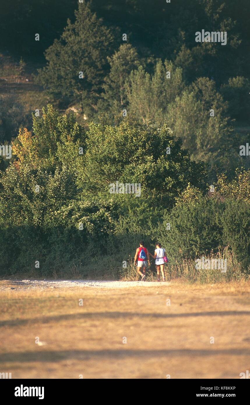 L'Italia, il parco nazionale d'abruzzo, Val Fondillo, trippers giorno Foto Stock