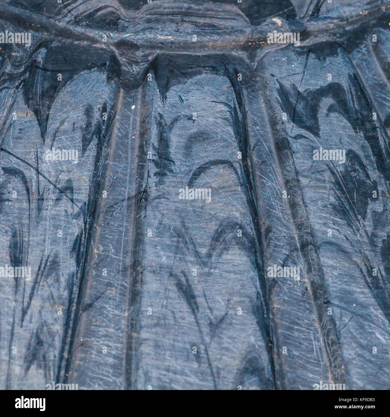 Un abstract colpo di un bidone della spazzatura coperchio! Foto Stock