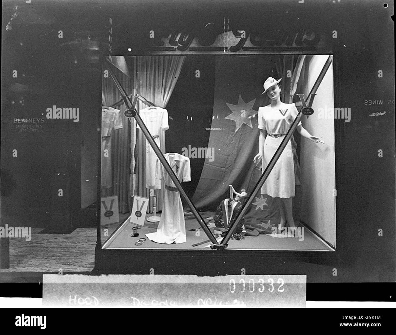 12843 V per la vittoria Garrys abiti la finestra di visualizzazione Foto Stock