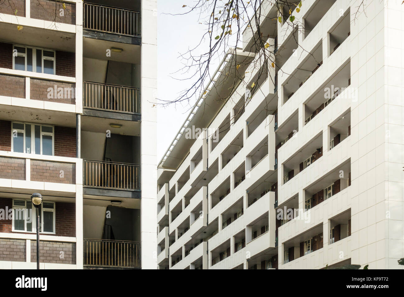 Il dopoguerra Hallfield modernista station wagon, Bayswater, Londra, progettato da Berthold Lubetkin (Tecton), Denys Lasdun e Lindsay Drake negli anni cinquanta. Foto Stock