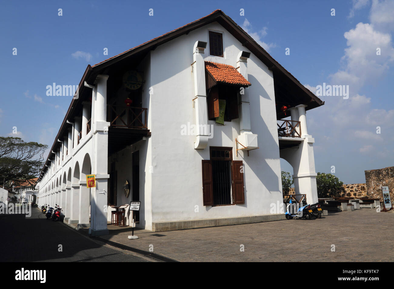 Galle Fort Galle della provincia meridionale dello Sri Lanka via Ospedale Ospedale olandese Shopping Foto Stock