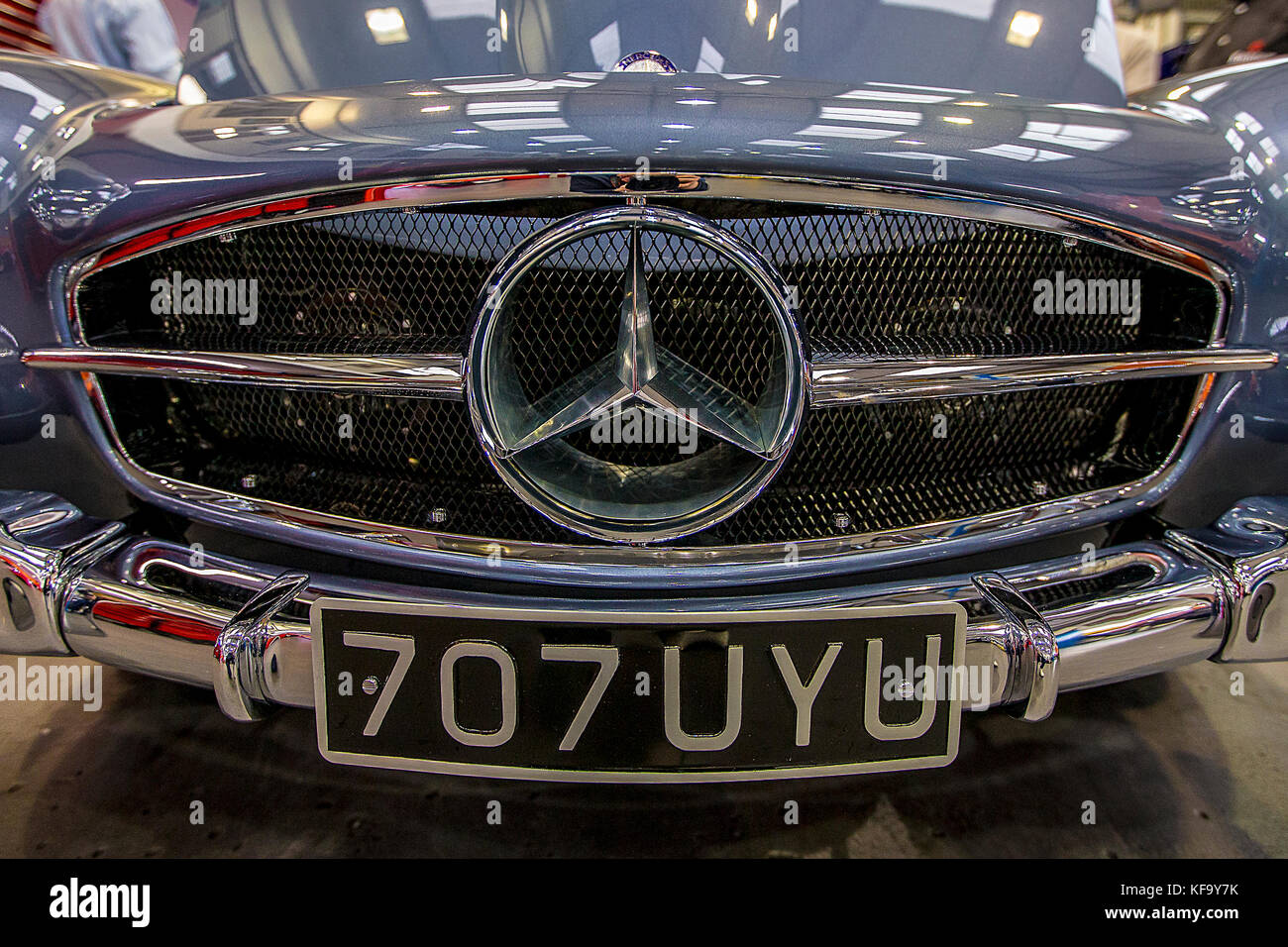 La Mercedes-Benz 190 SL (W121) è una superlussuosa roadster a due porte prodotta da Mercedes-Benz tra maggio 1955 e febbraio 1963 Foto Stock