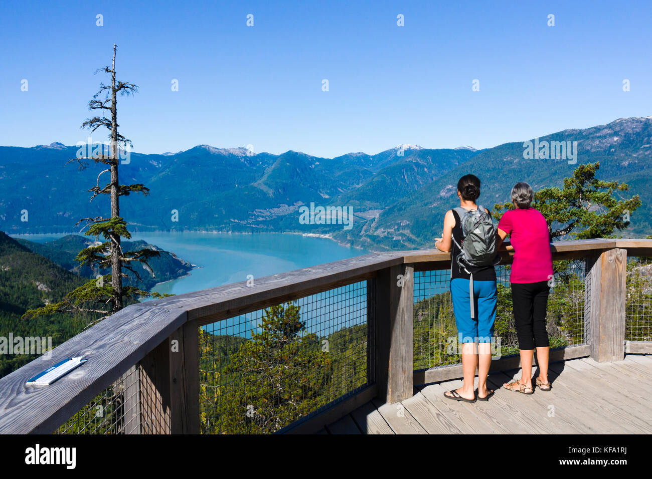Vista su Howe Sound da Sea to Sky gondola, Squamish, British Columbia, Canada. Foto Stock