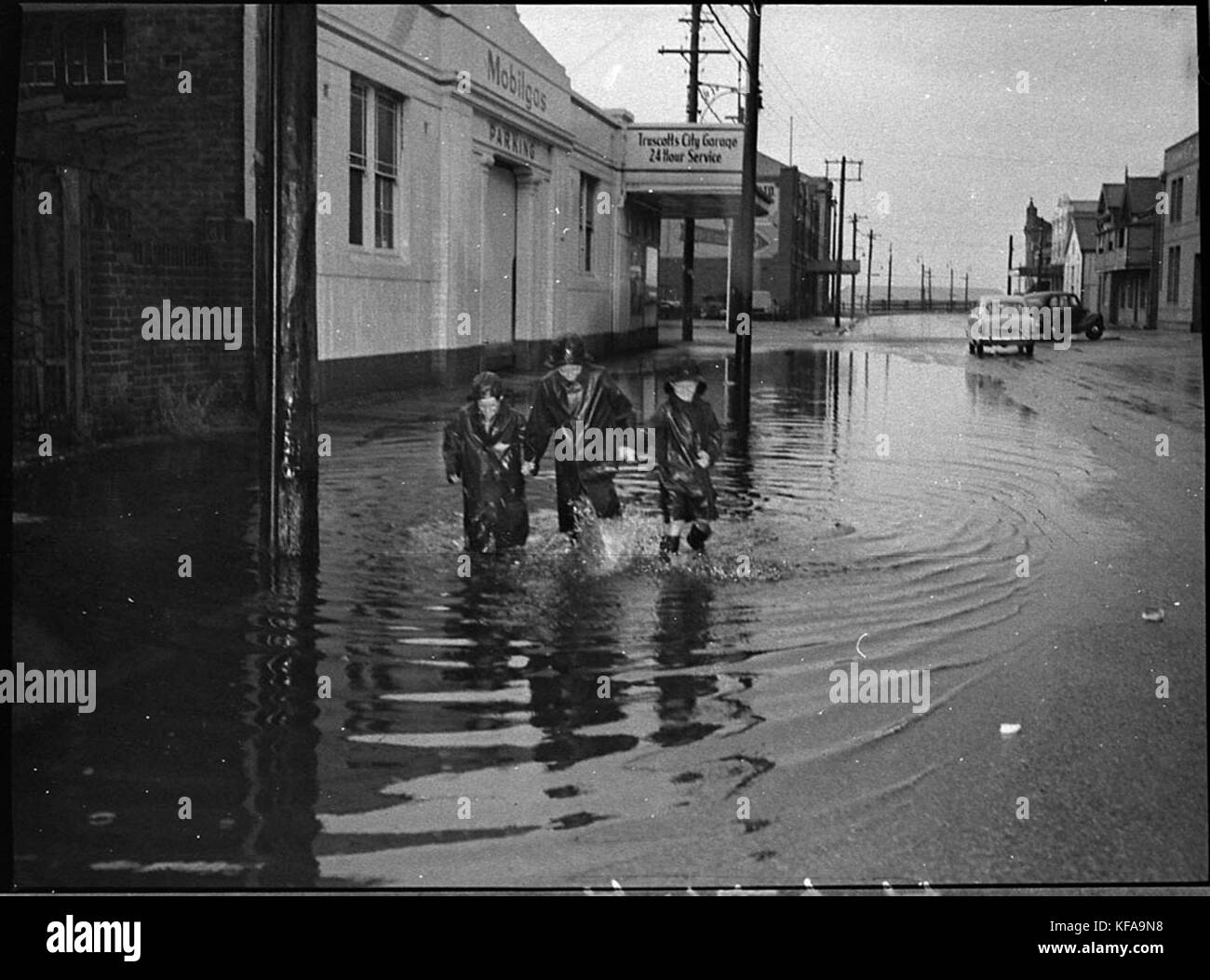 34114 strade allagate durante il tempo umido Foto Stock