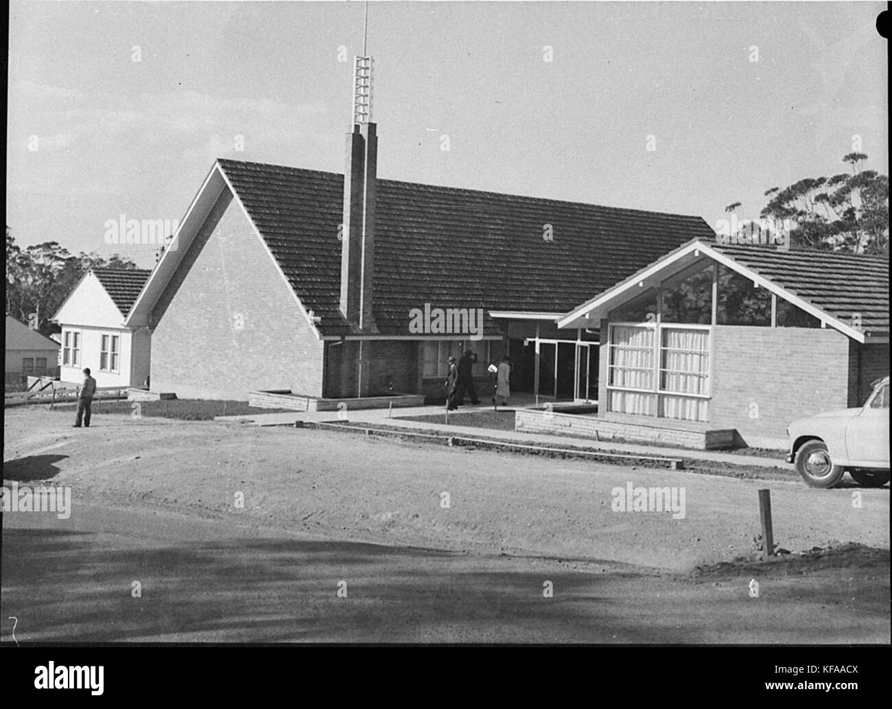Una fotografia che cattura l'apertura della chiesa dei Santi degli ultimi giorni in Croudace Street a New Lambton, un evento importante per la comunità religiosa locale. Foto Stock