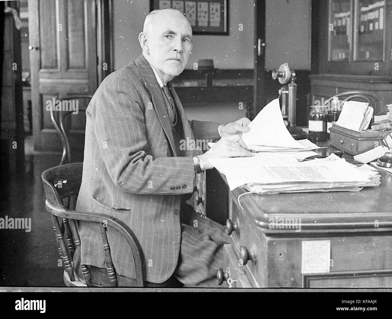 35802 farfalle e cani Dipartimento Agricoltura adottate per Smiths settimanalmente Foto Stock