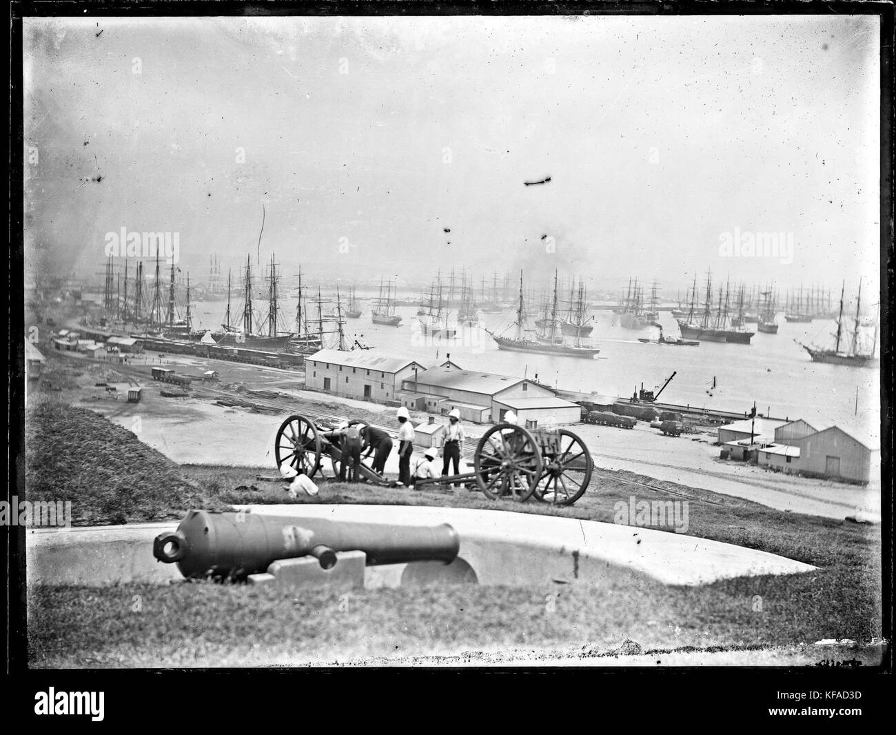 Porto di Newcastle da Fort Scratchley Novembre 1890 3631693918 Flickr Foto Stock
