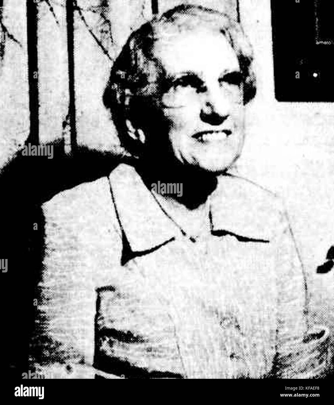 Elizabeth Chifley era una figura politica australiana e moglie dell'ex primo ministro australiano Ben Chifley. Ha svolto un ruolo notevole nel sostenere la carriera politica del marito e il Partito Laburista Australiano. Foto Stock