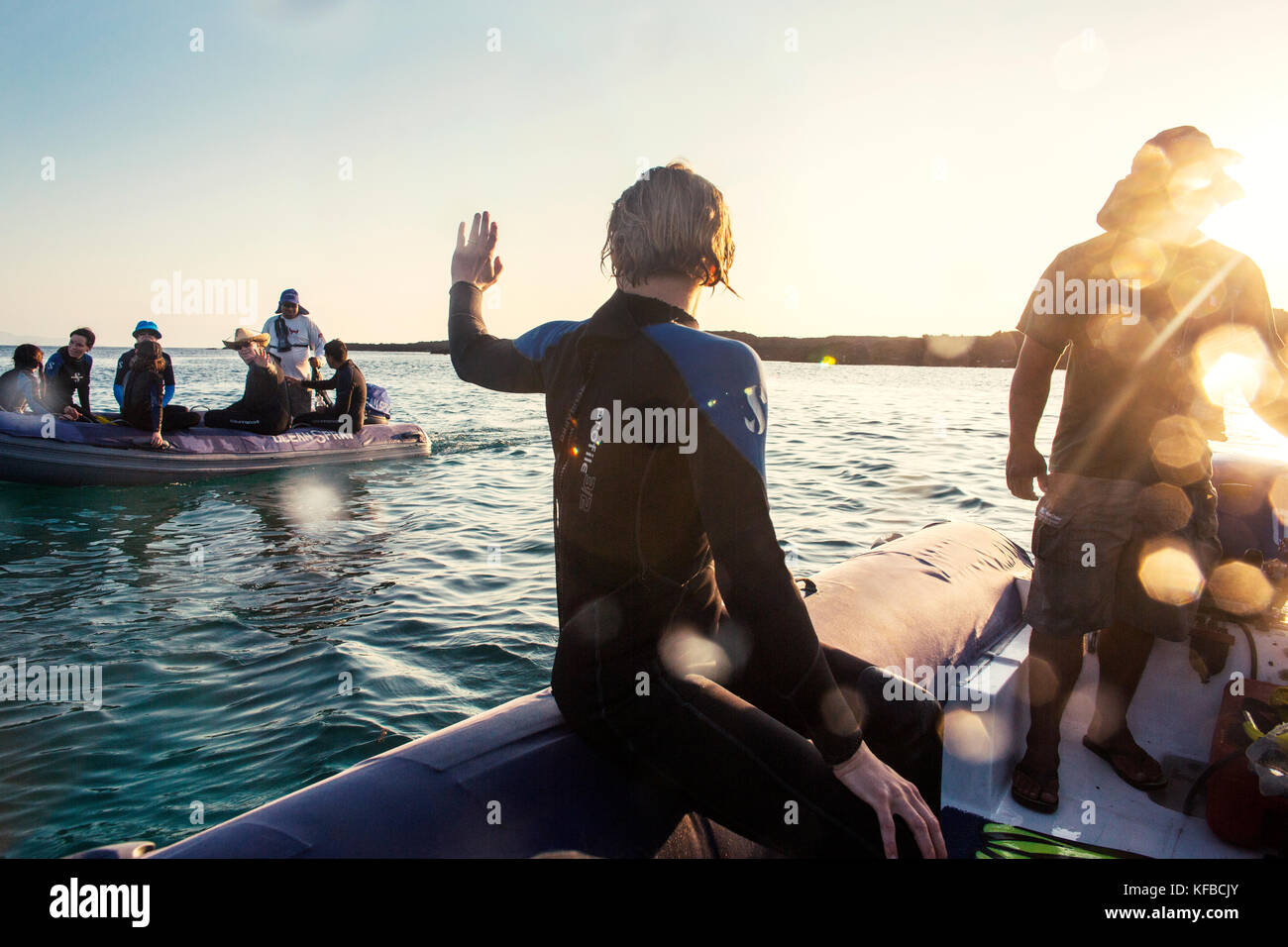 Isole GALAPAGOS, ECUADOR, Sombrero Chino isolotto, esplorare la costa al di fuori della punta meridionale dell'isola di Santiago Foto Stock