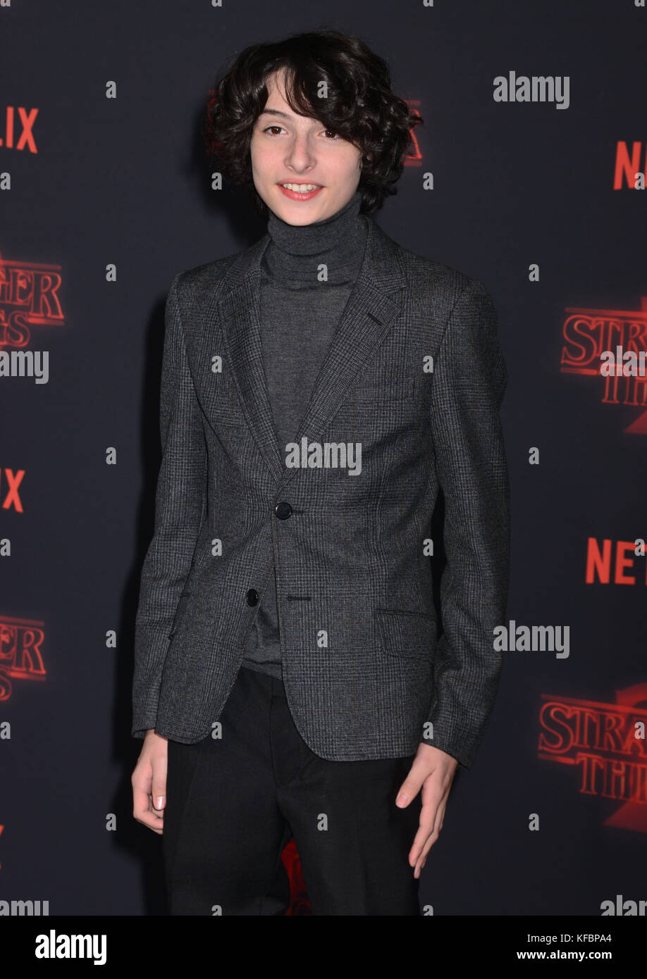 Los Angeles, Stati Uniti d'America. 26 ott 2017. finn wolfhard 062 arriva alla premiere di Netflix del "tranger cose' stagione 2 al Regency bruin theatre su ottobre 26, 2017 a Los Angeles, california credit: tsuni / usa/alamy live news Foto Stock