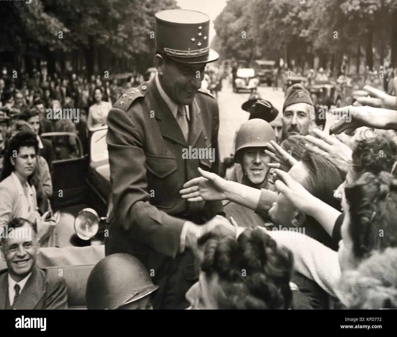 Guerra mondiale IIGeneral de Lattre de Tassigny - Jean Joseph Marie Gabriel de Lattre de Tassigny, 1889 - 1952) era un notevole francese comandante militare durante la Prima Guerra Mondiale e ancora di più nella II Guerra Mondiale e la prima guerra in Indocina. Foto Stock