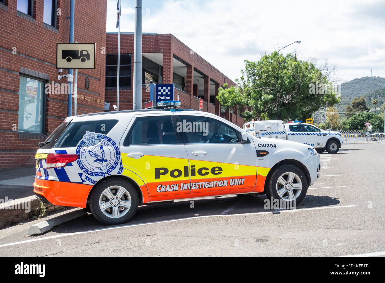 Nuovo Galles del Sud il crash di polizia indagare unità veicolo parcheggiato presso la stazione di polizia tamworth Australia. Foto Stock