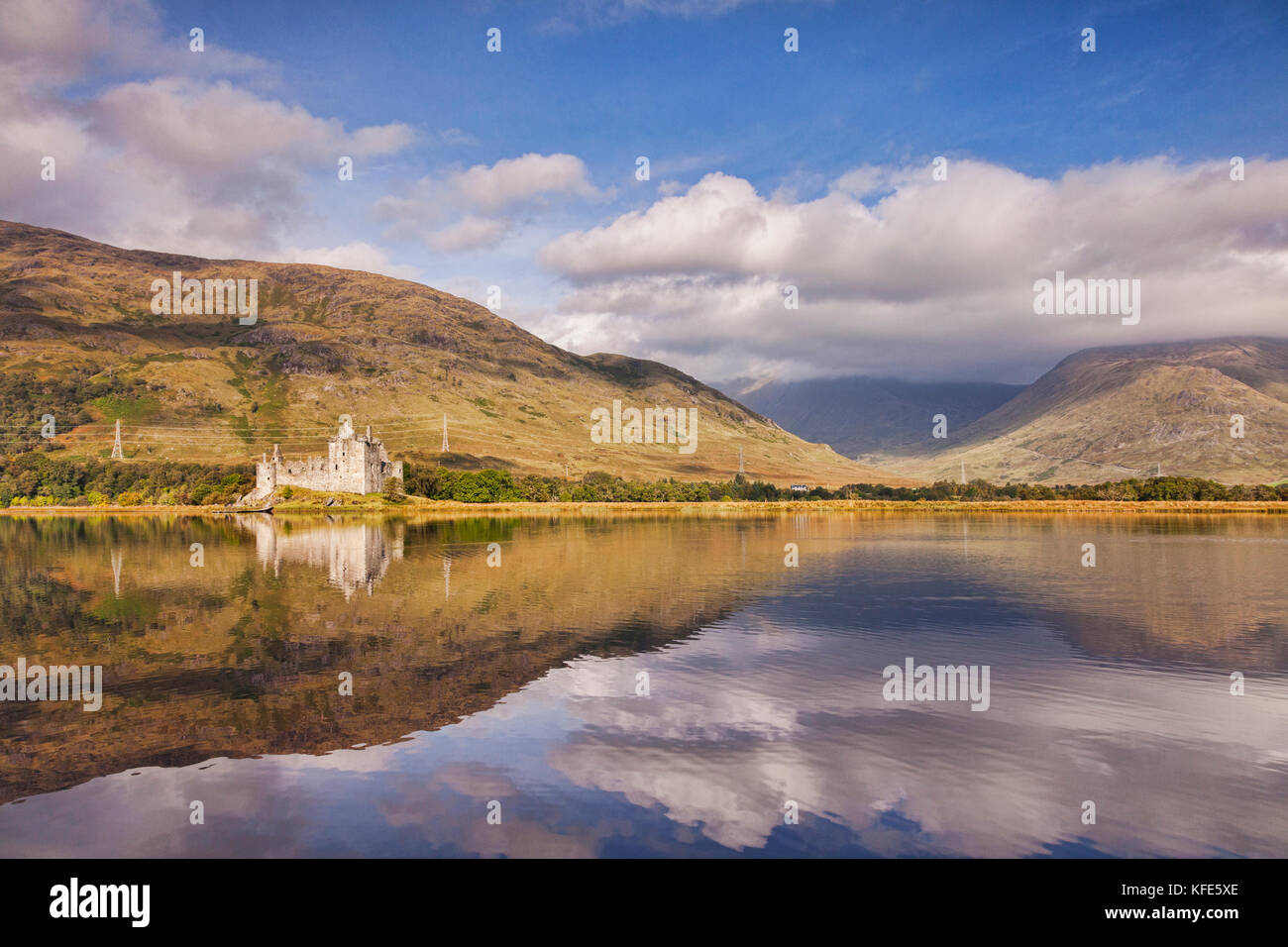 Kilchurn Castle e Loch Awe, Argyll and Bute, Scotland, Regno Unito. Foto Stock