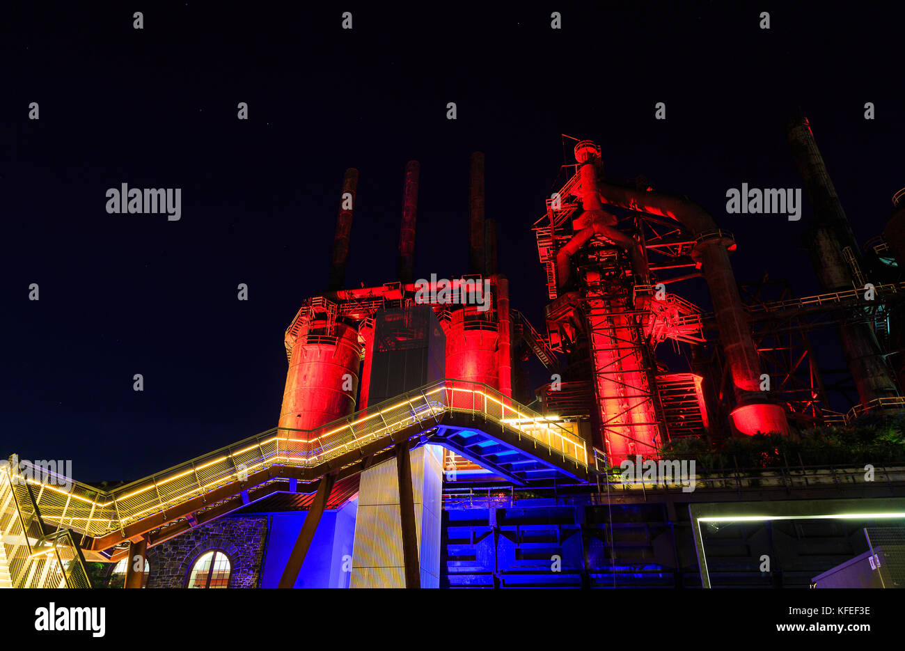 Acciaio pezzi industriali e parti in Bethlehem Pennsylvania realizzato nella sede di un intrattenimento per concerti, festival, un museo e parco. Gli elementi ar Foto Stock