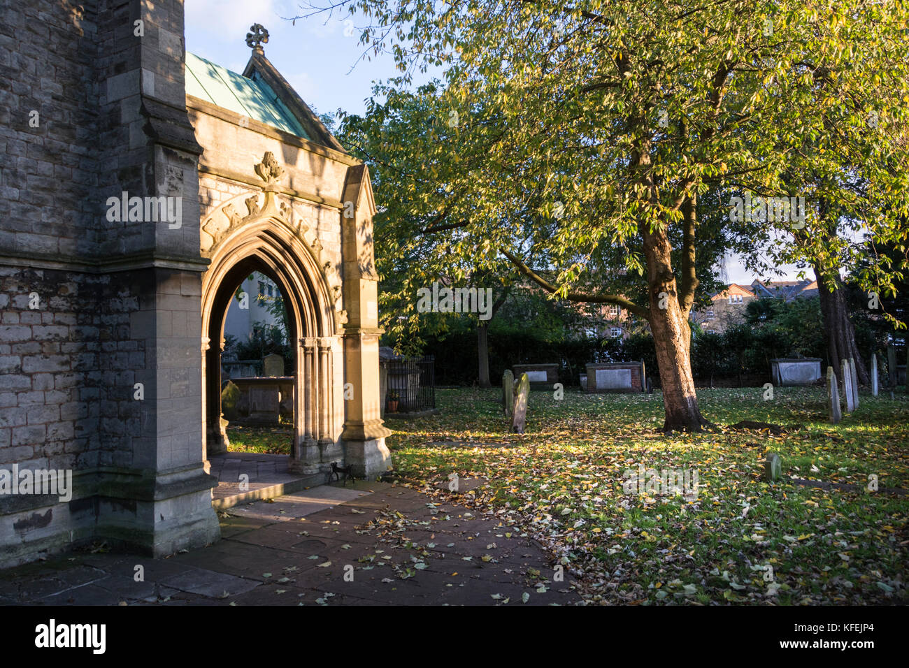 St Nicholas Chiesa Parrocchiale a Chiswick West London, Regno Unito Foto Stock