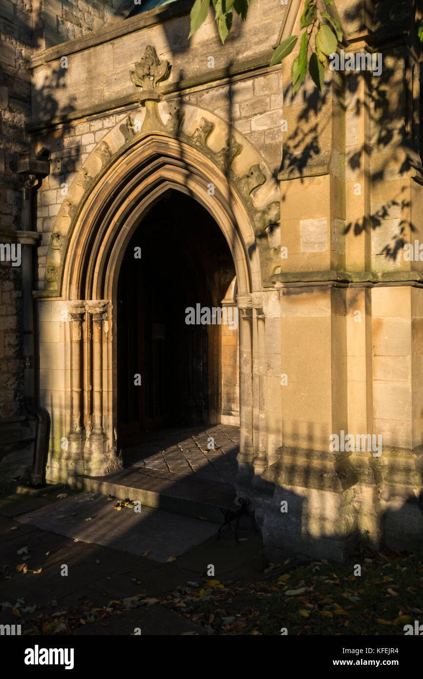 St Nicholas Chiesa Parrocchiale a Chiswick West London, Regno Unito Foto Stock
