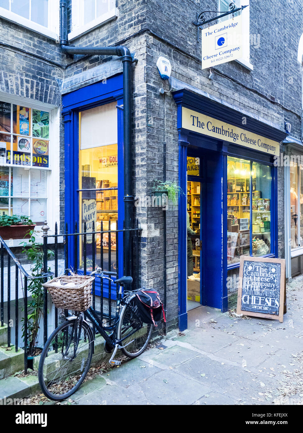 Cambridge Cheese Company Shop - Un aritisan formaggio e altri alimenti store nel centro storico di Cambridge Regno Unito Foto Stock