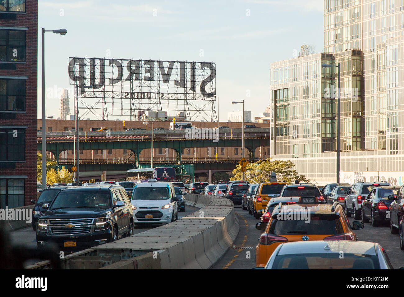 Il traffico voce nella città di New York dall'aeroporto JFK di New York, Stati Uniti d'America. Foto Stock