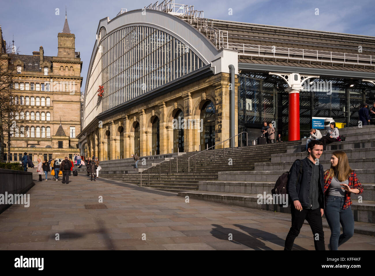 Liverpool Merseyside, Stazione ferroviaria di Lime Street. Grand terminus Mainline station aperto nel mese di agosto 1836 Foto Stock