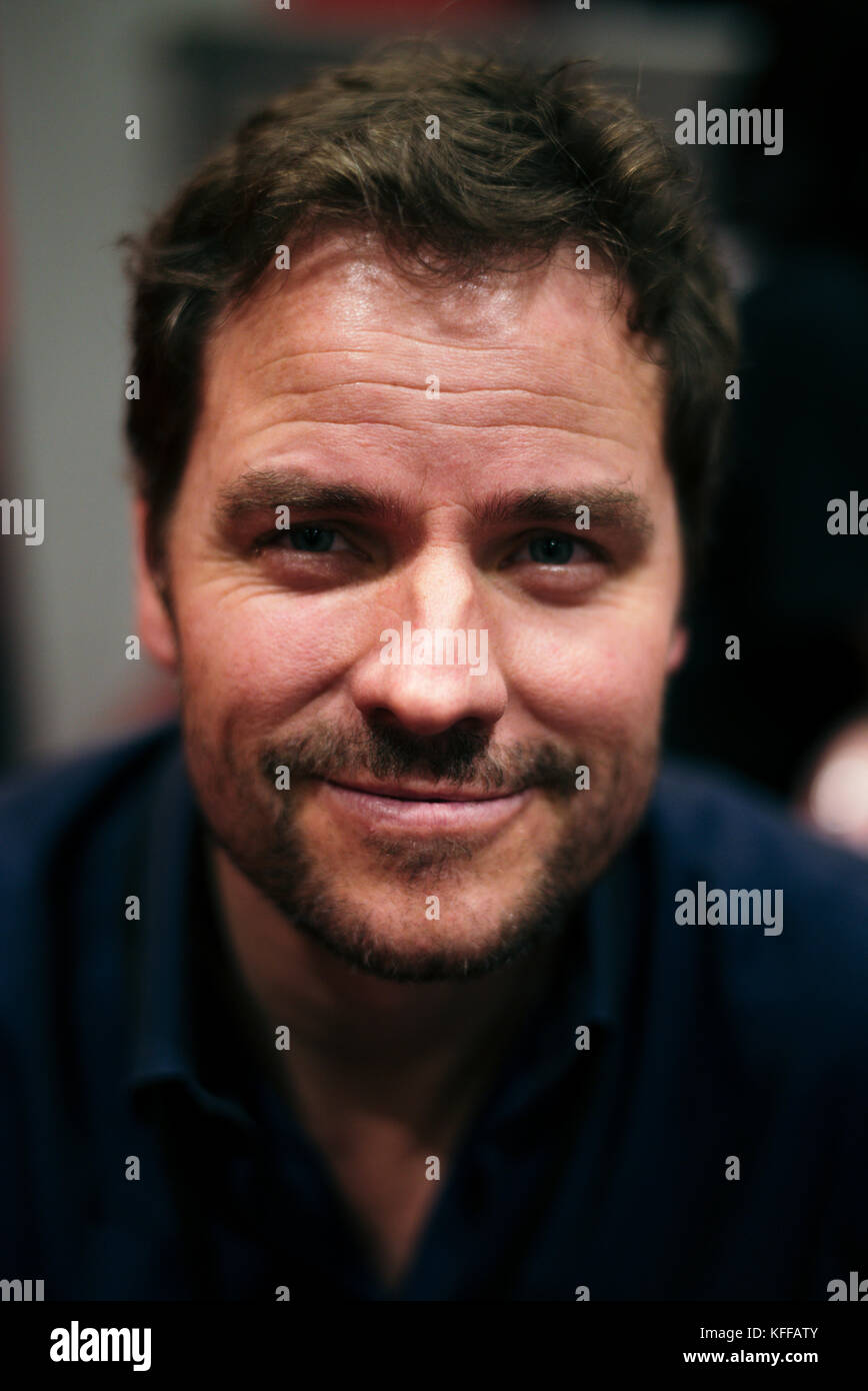 Londra, Regno Unito. 27th, ottobre 2017. cosplayers, ventole, celebrità e guide di stallo presso mcm london comic con al centro excel, ottobre 2017. © Simone re/ alamy live news Foto Stock