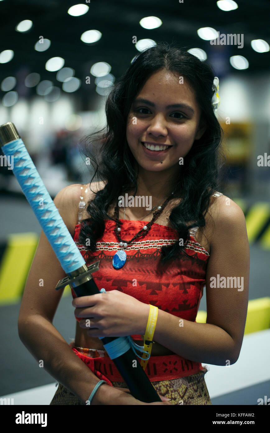 Londra, Regno Unito. 27th, ottobre 2017. cosplayers, ventole, celebrità e guide di stallo presso mcm london comic con al centro excel, ottobre 2017. © Simone re/ alamy live news Foto Stock