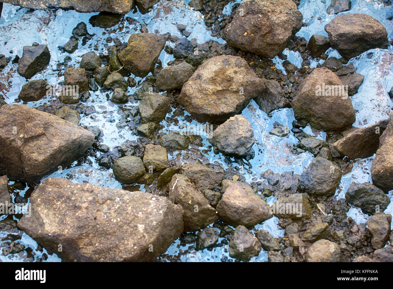 La fusione dei ghiacciai in alta zona artica. Attualmente non ci sono pietre che sono sul ghiacciaio durante l'età di ghiaccio; glaciale, cambiamenti climatici, climatiche v Foto Stock