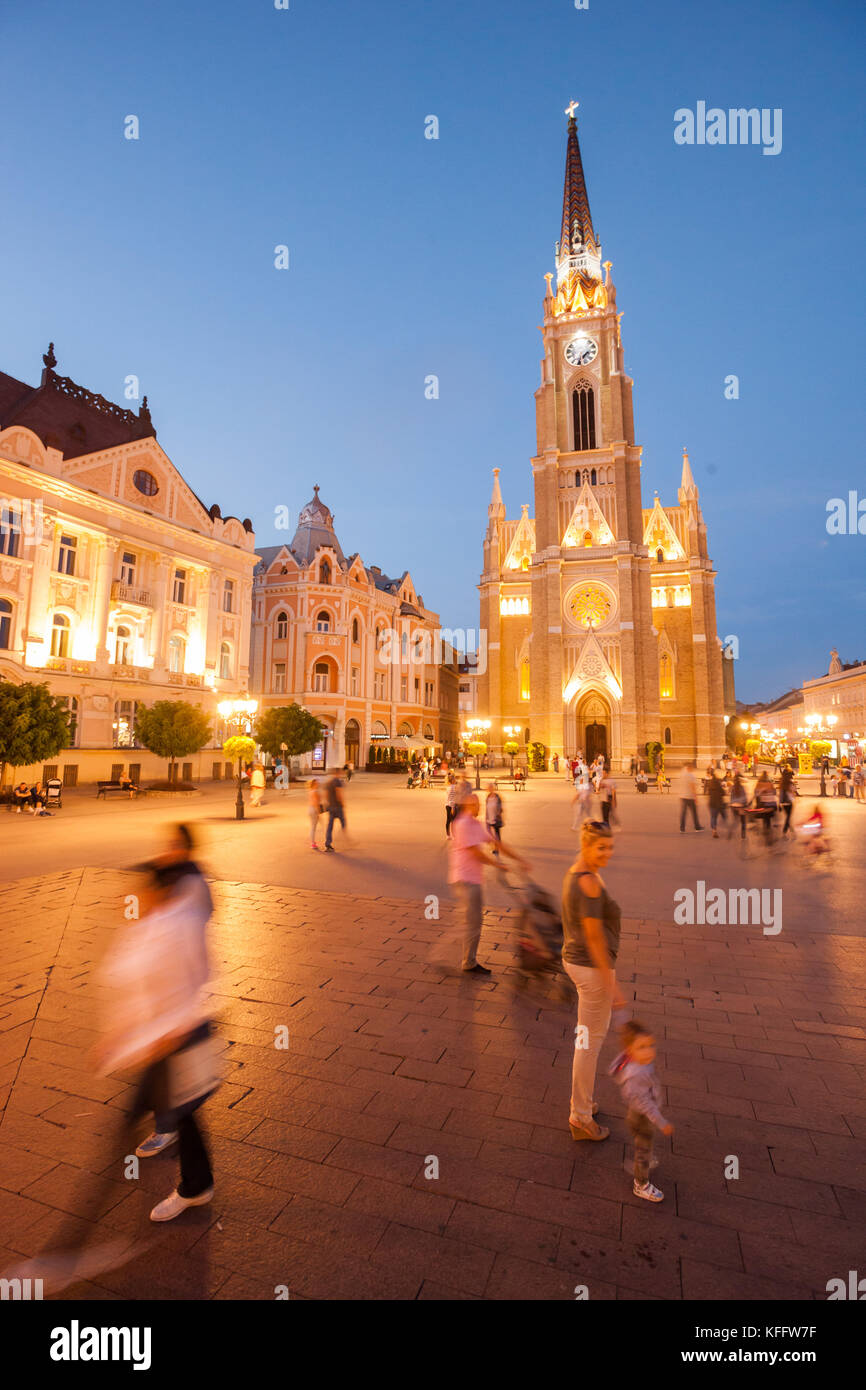 Cattedrale al crepuscolo, Liberty Square (Trg Slobode), Novi Sad Serbia Foto Stock