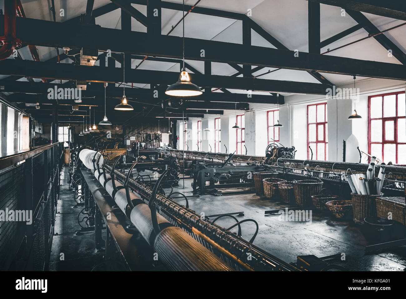 Macchine tessili a Leeds industrial museum, Armley Mills, West Yorkshire. Foto Stock