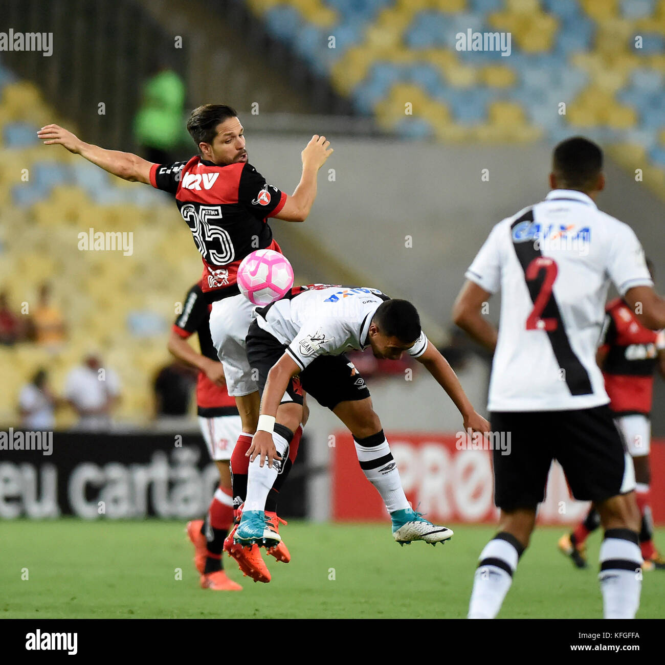 Rio de Janeiro - Brasile 17 giugno 2017 partita di calcio tra flamengo e vasco al Maracanã stadium nella parte settentrionale della città Foto Stock