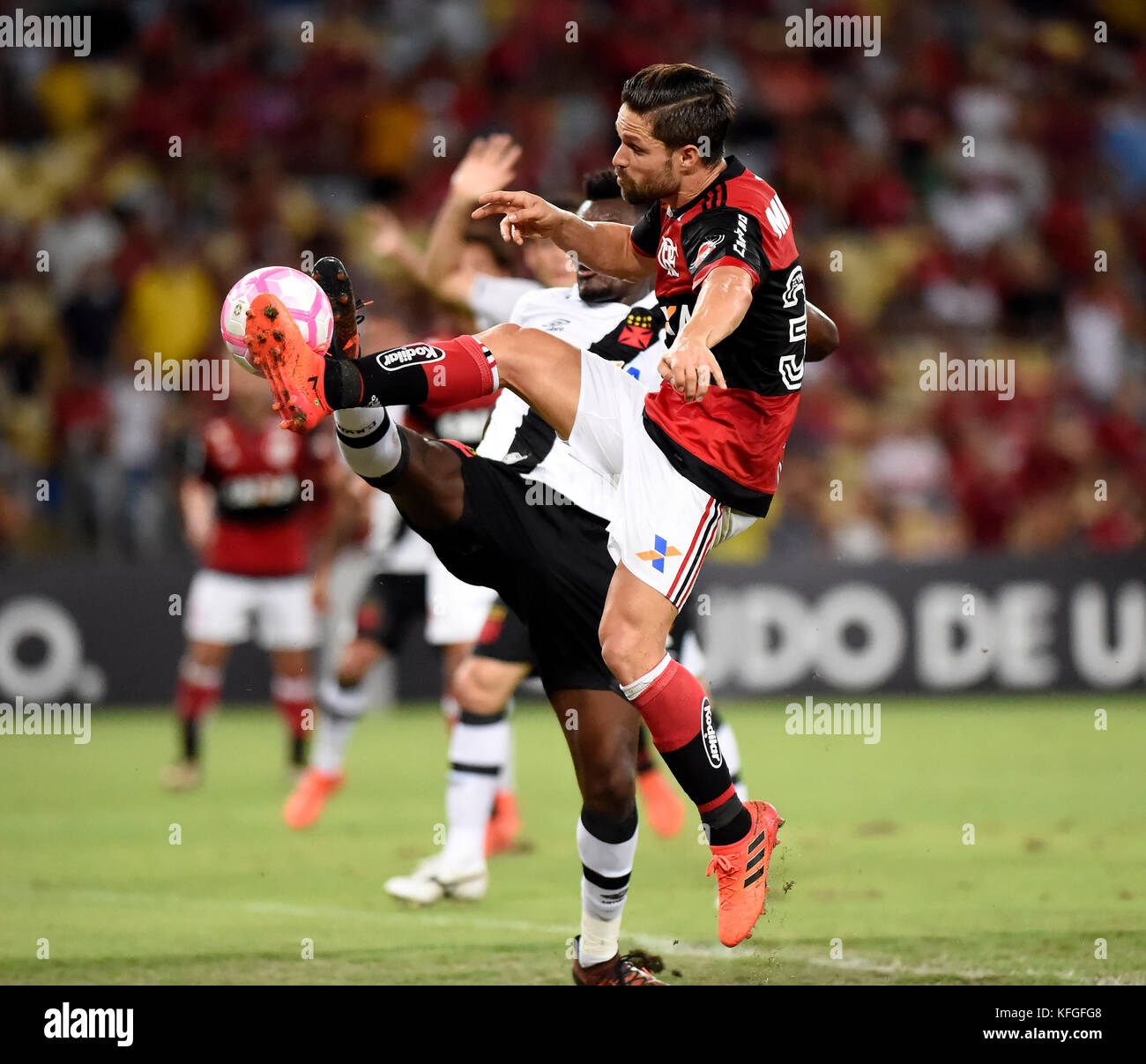 Rio de Janeiro - Brasile 17 giugno 2017 partita di calcio tra flamengo e vasco al Maracanã stadium nella parte settentrionale della città Foto Stock