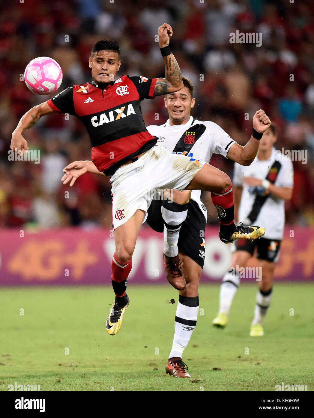 Rio de Janeiro - Brasile 17 giugno 2017 partita di calcio tra flamengo e vasco al Maracanã stadium nella parte settentrionale della città Foto Stock