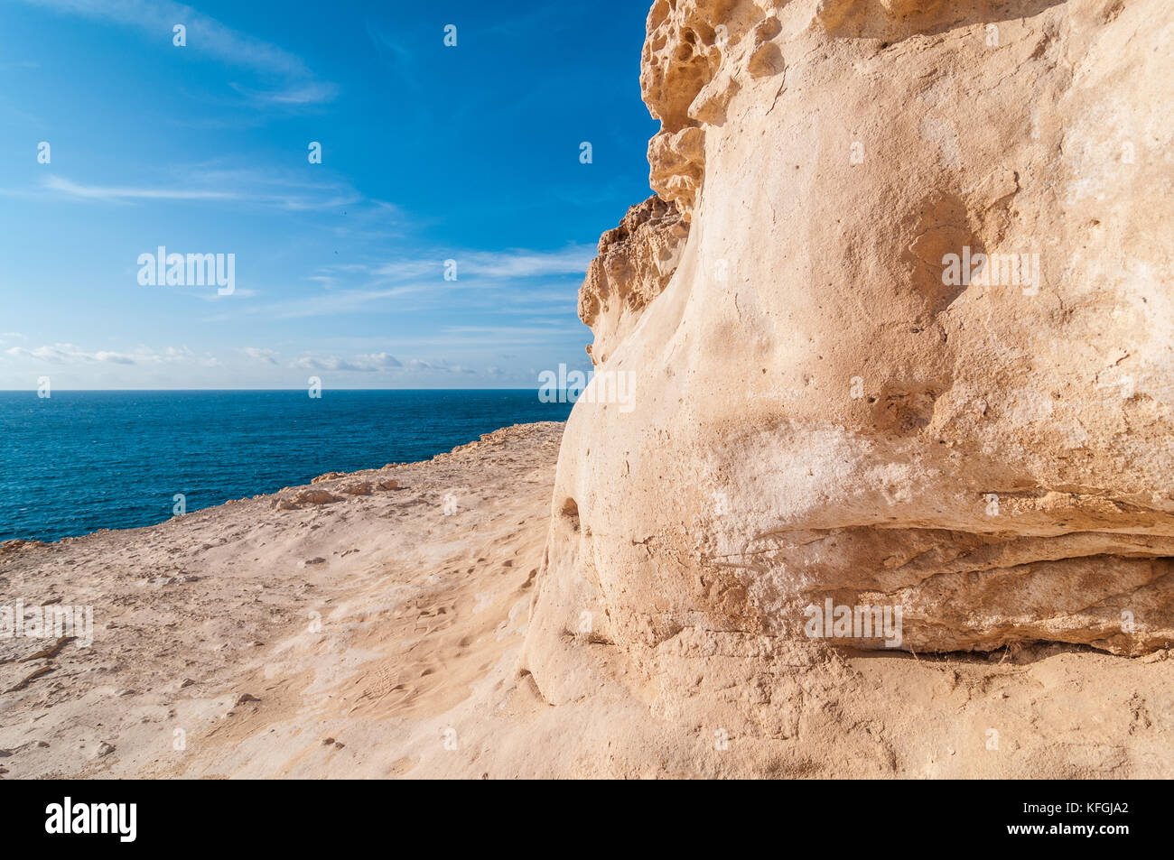 Dune del Pliocene, calcarenites formata dai resti fossili di Shell e alghe marine, gli indicatori dell'esistenza di un clima più mite. Ajuy, Fuerteventura, Foto Stock