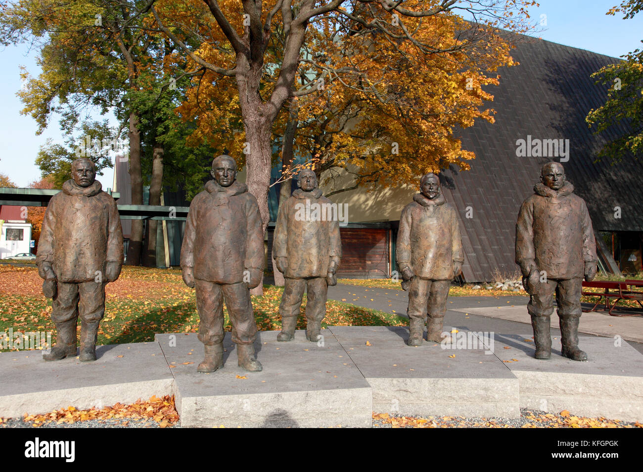 Statue del museo Fram a Oslo, in Norvegia a ricordati di Roald Amundsen e il suo team, prima di raggiungere il polo sud nel 1911 Foto Stock