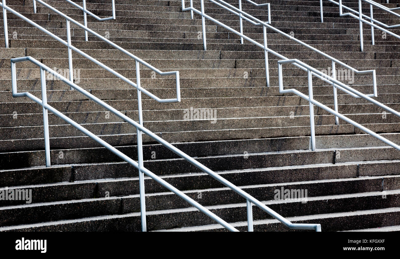 WA14163-00...WASHINGTON - gradini e corrimano al Century link Field di Seattle. Foto Stock