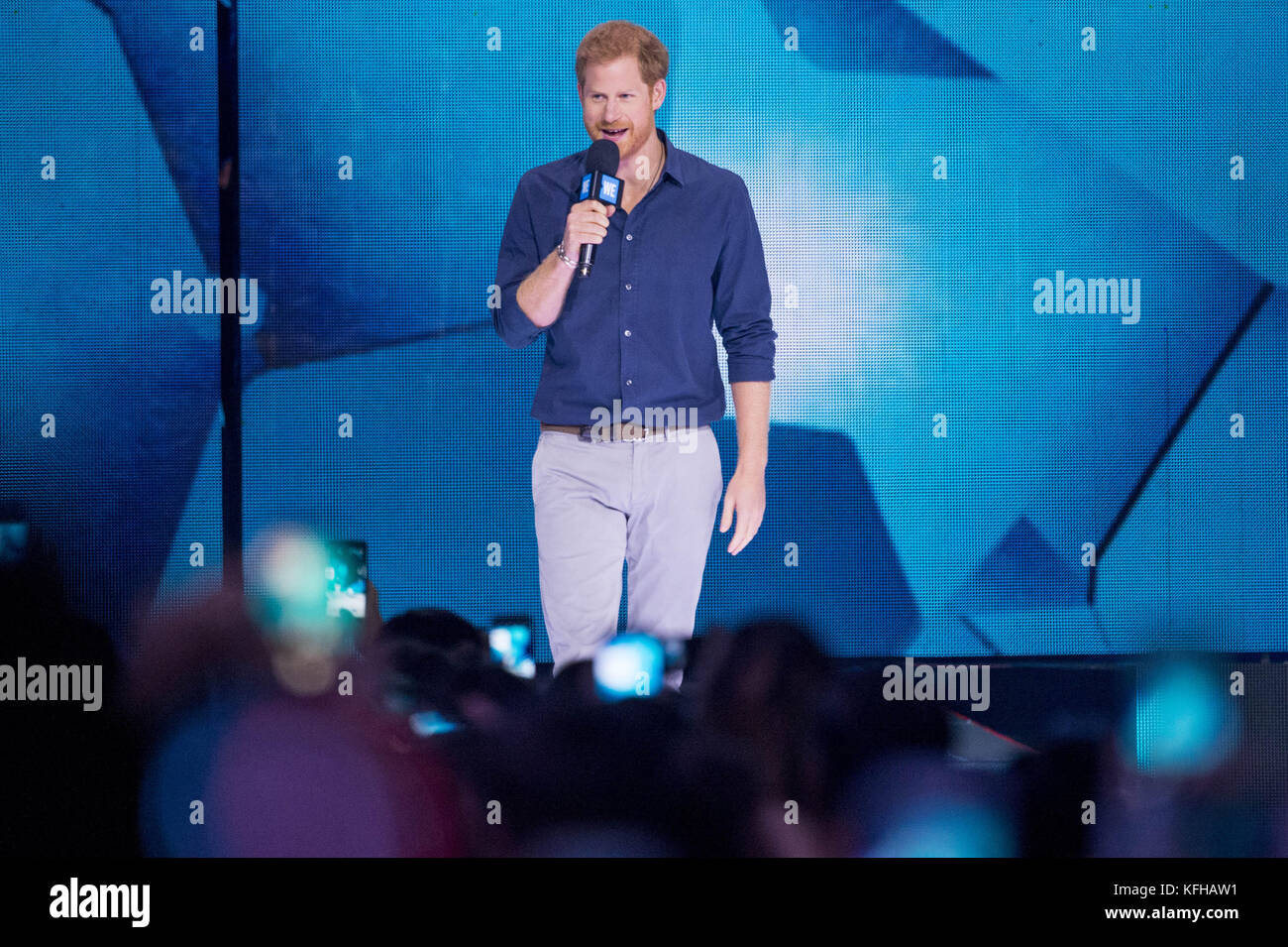 Il principe Harry partecipa a un WE Day, evento educativo e di ispirazione che celebra il potere dei giovani di fare la differenza positiva nel mondo. Con: Prince Harry Where: Toronto, Canada When: 28 Set 2017 Credit: Euan Cherry/WENN.com Foto Stock