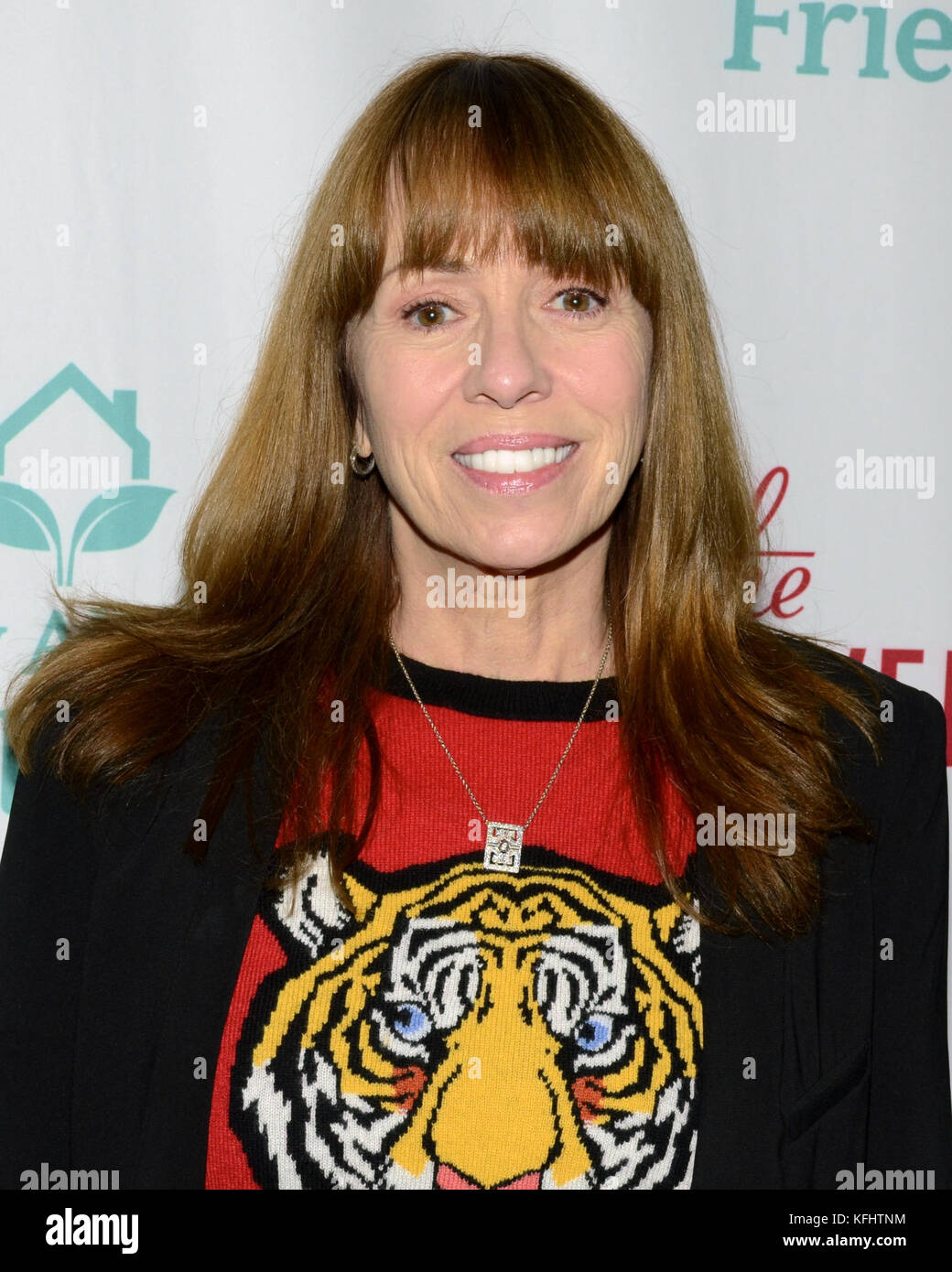 Los Angeles, California, Stati Uniti. 28 ottobre 2017. MACKENZIE PHILLIPS arriva al 28° pranzo annuale dei premi della Peggy Albrecht Friendly House al Beverly Hilton Hotel. Crediti: Billy Bennight/ZUMA Wire/Alamy Live News Foto Stock