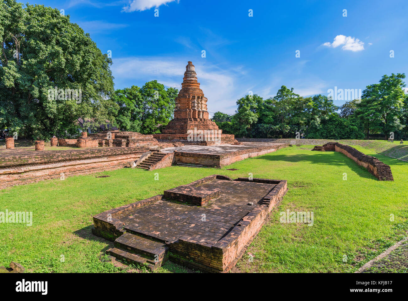Vista di wiang kum kam rovine di templi in Thailandia Foto Stock