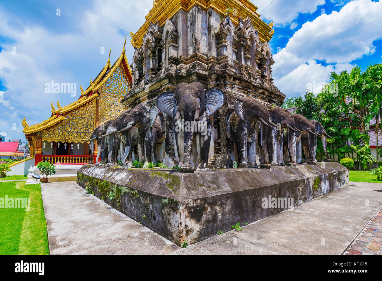 Wat Chiang Man tempio in Thailandia Foto Stock