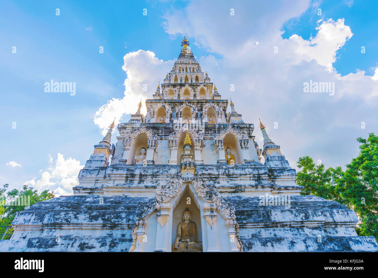 Wat Chedi liam santuario buddista in Thailandia Foto Stock