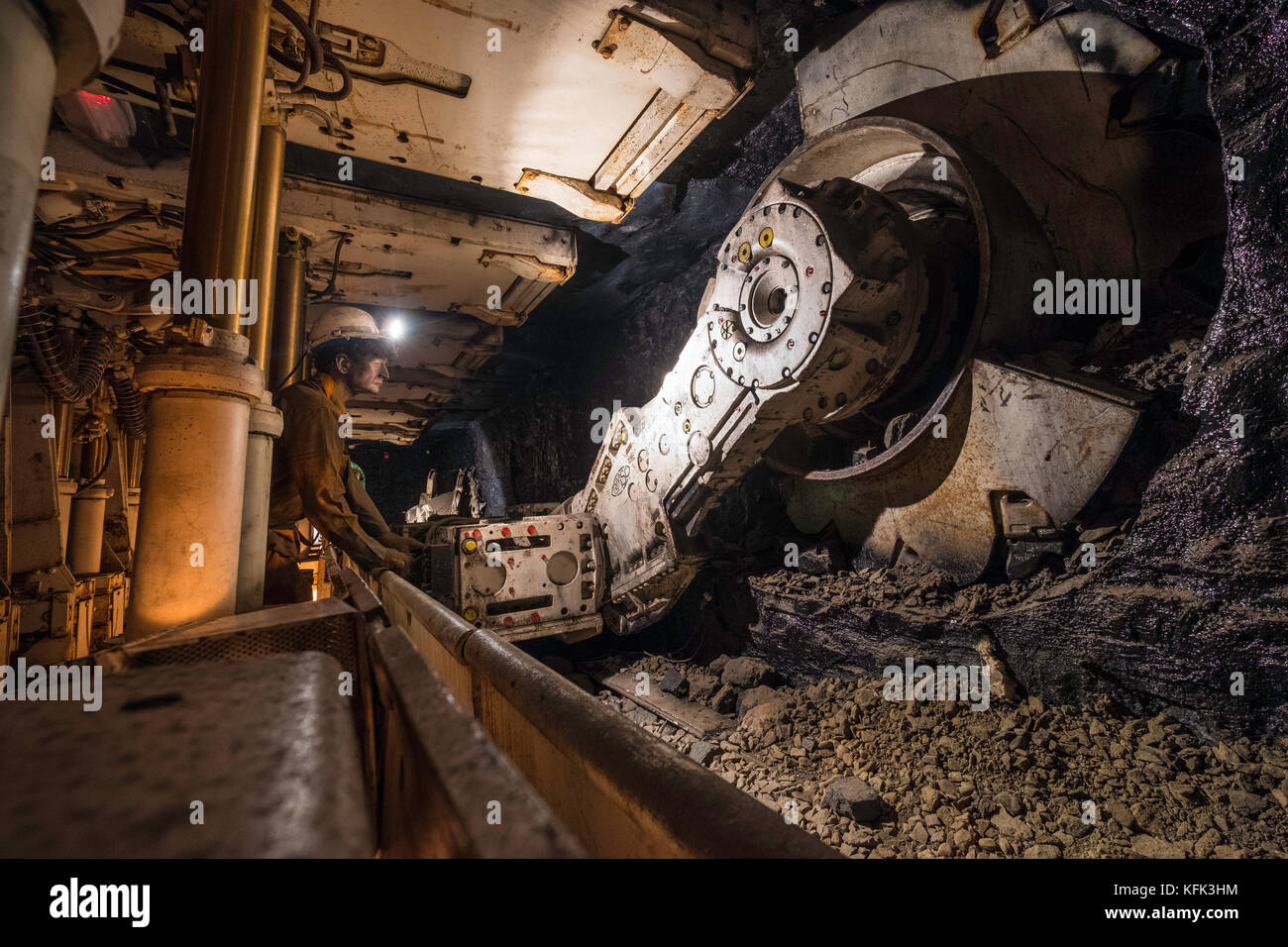 Esposizione sotterranea di carbone con macchinari al National Mining Museum di Newtongrange in Scozia, Regno Unito. Foto Stock