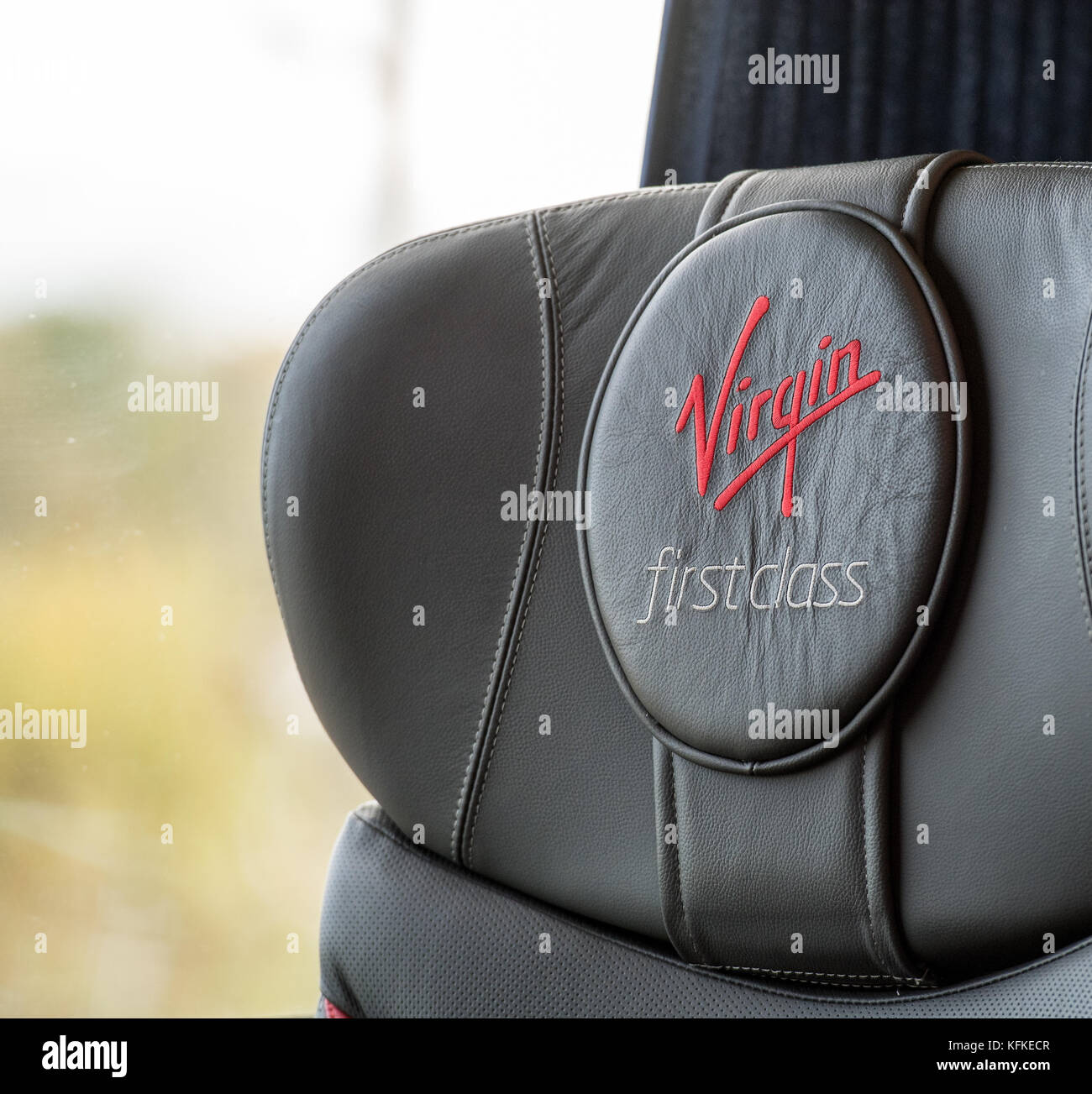 Vergine costa est treno di prima classe - sede di Kings Cross a Edimburgo Foto Stock