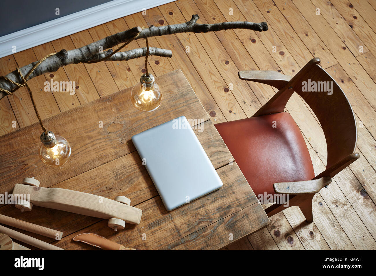 Creative e bella area di lavoro portatile e intaglio del legno Foto Stock