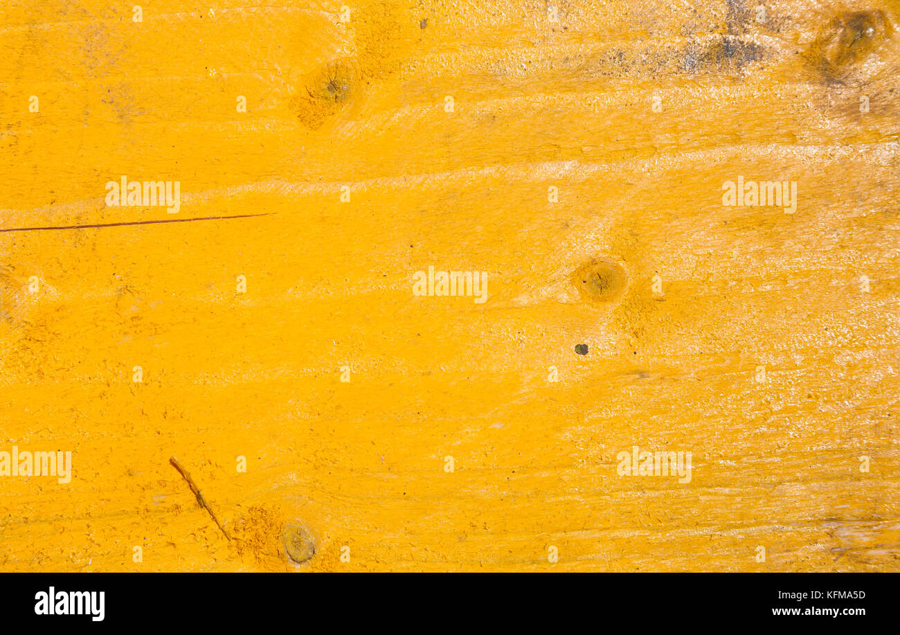 Immagine di sfondo di textured giallo legno verniciato Foto Stock