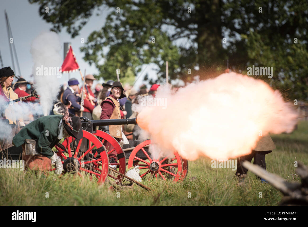 Compton Verney, Warwickshire, Regno Unito. Il 24 settembre 2017. Membri del Nodo sigillato rievocazione della società fatta convergere nel loro centinaia su un campo a Compt Foto Stock